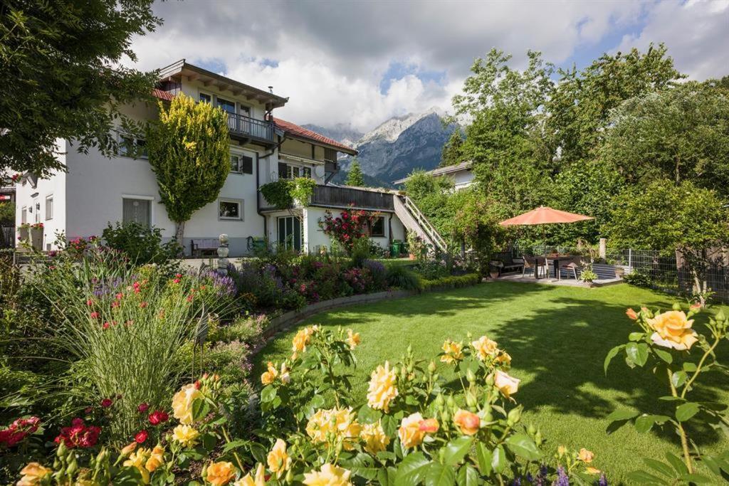 Ferienwohnung Kitzbichler Scheffau am Wilden Kaiser Buitenkant foto